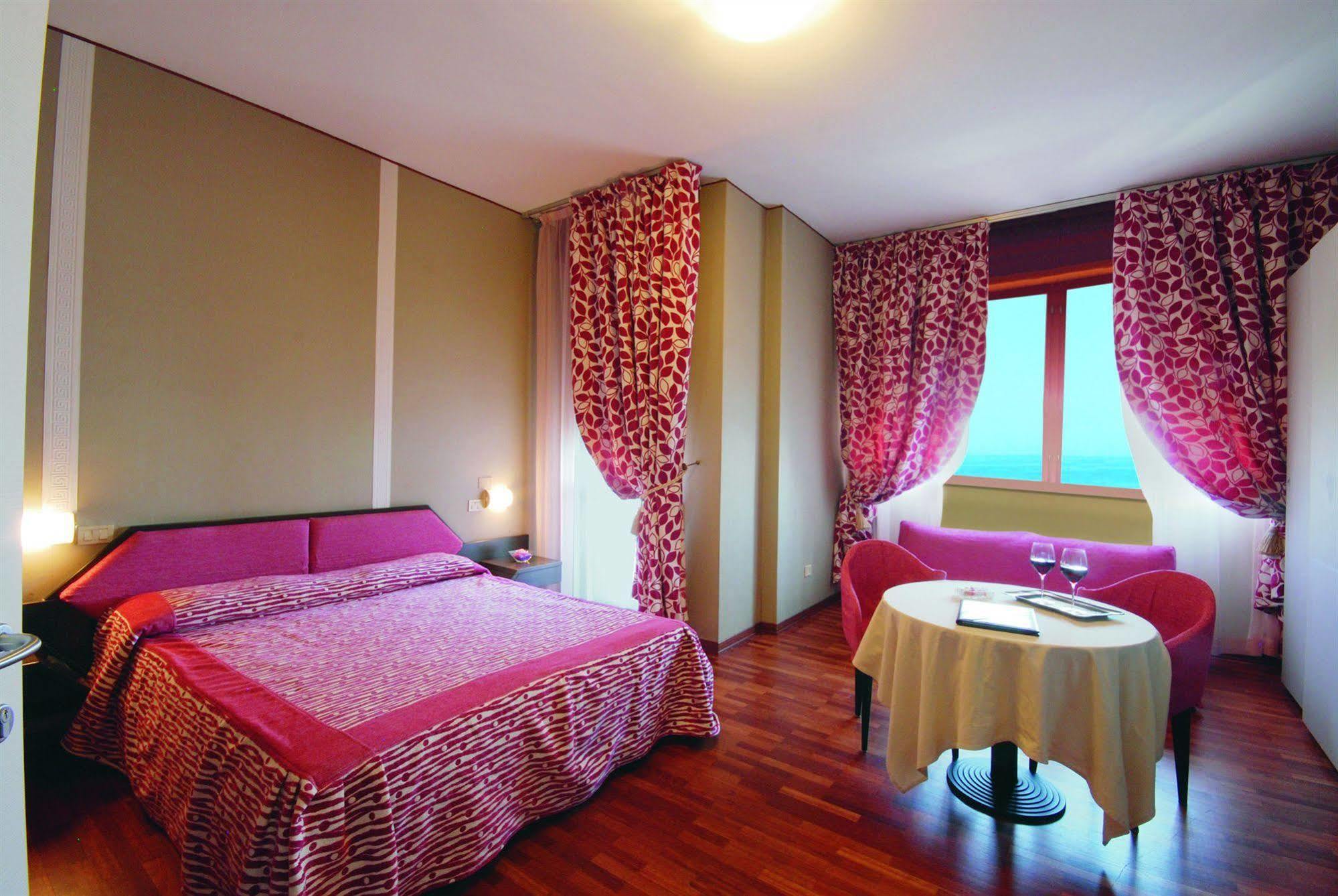 Hotel Bristol 4*